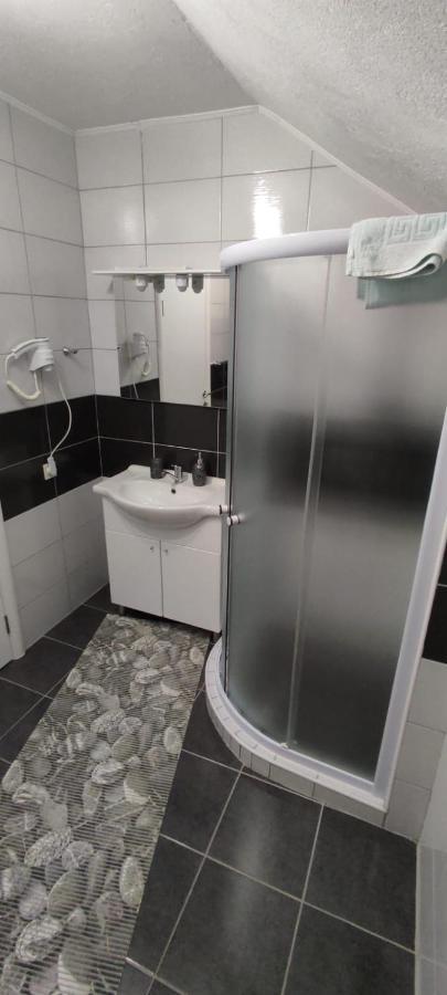 Apartment Gradina Korenica Exterior foto